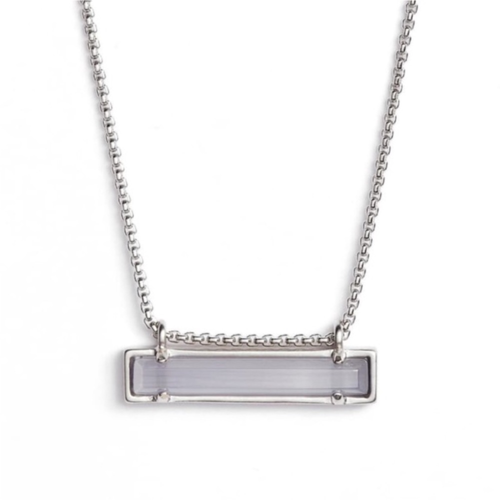 Kendra Scott Leanor Pendant Necklace in Silver